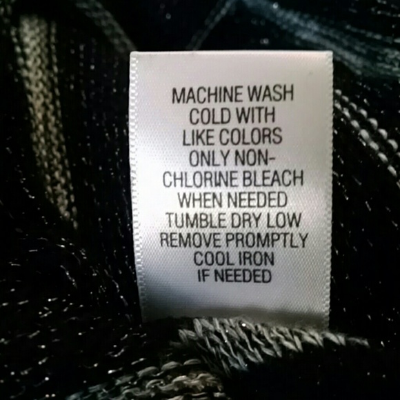 5/$25 APT. 9 black & silver striped sweater, size L - Picture 5 of 5